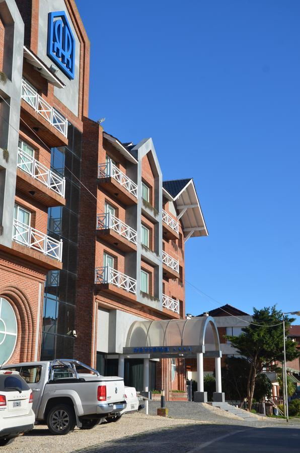 Hotel Reviens Пинамар Экстерьер фото